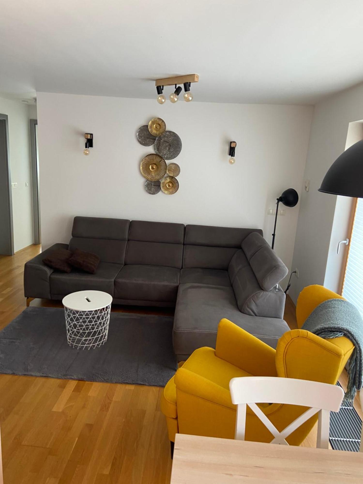 Apartma Pika モイストラナ エクステリア 写真